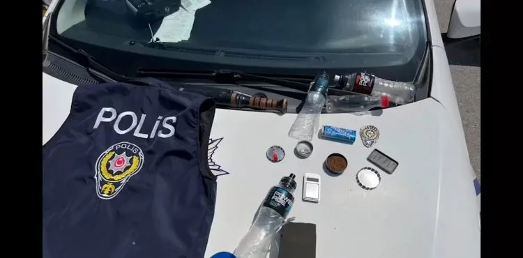 Durumundan şüphelenilerek durdurulan araçtan 16,11 gram narkotik madde ele geçirildi