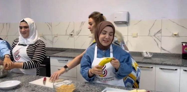 BÜYÜKŞEHİR’İN ÖZEL ÖĞRENCİLERİNİN SESLERİ KADAR EL BECERİLERİ DE GÜÇLÜ