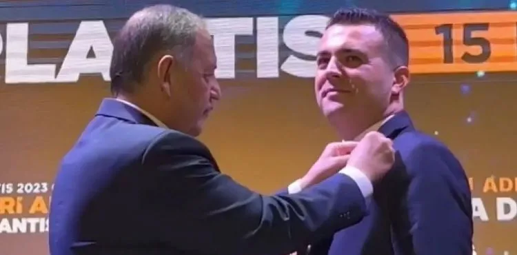 Özvarinli: "Özhaseki'yle geldim, Özhaseki'yle giderim"