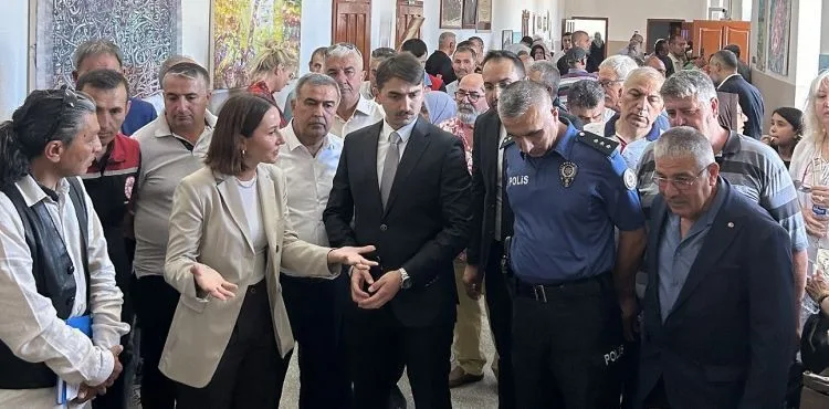 "Kadim Zamanların Yankısı" Sergisi Sanatseverlerle Buluştu