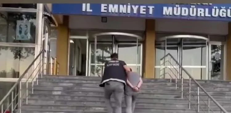Narkotik operasyonunda 9 gözaltı