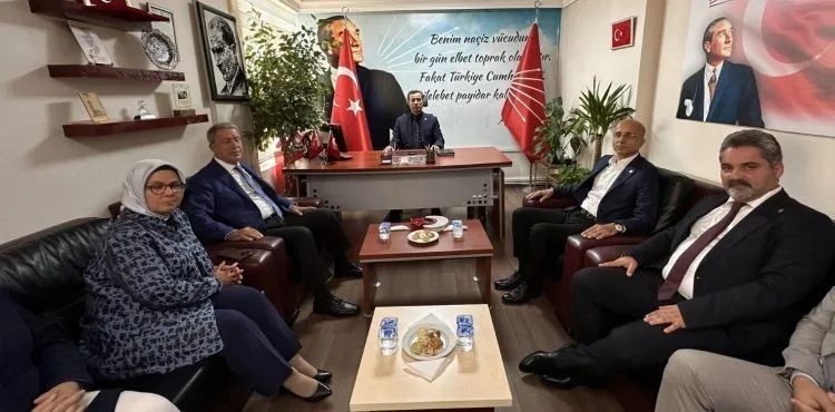 AK Parti heyetinden CHP ziyareti