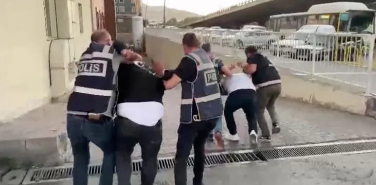 Dur ihtarına uymayan sürücü polisin yaralanmasına sebep oldu