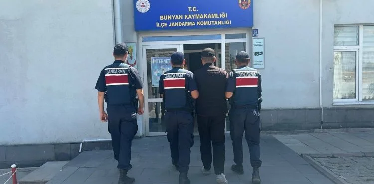 Yabancı uyruklu terör şüphelisi yakalandı