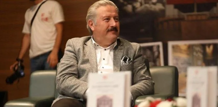 MELİKGAZİ BELEDİYESİ KAYSERİ’NİN ULU ÇINARI KAYSERİ LİSESİ TARİHİ KİTABININ TANITIMINI YAPTI