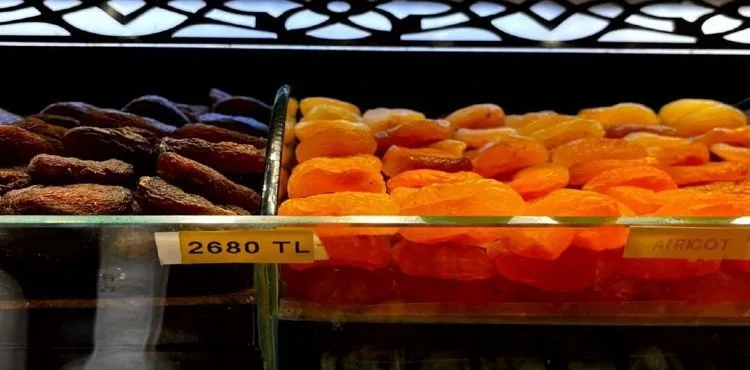 Bakanlıktan fahiş fiyatlı kayısıya rekor ceza