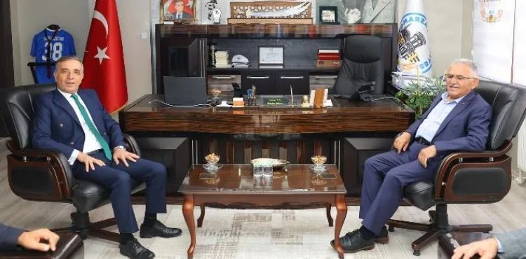 BAŞKAN BÜYÜKKILIÇ’TAN TOMARZA BELEDİYE BAŞKANI KOÇ’A ZİYARET