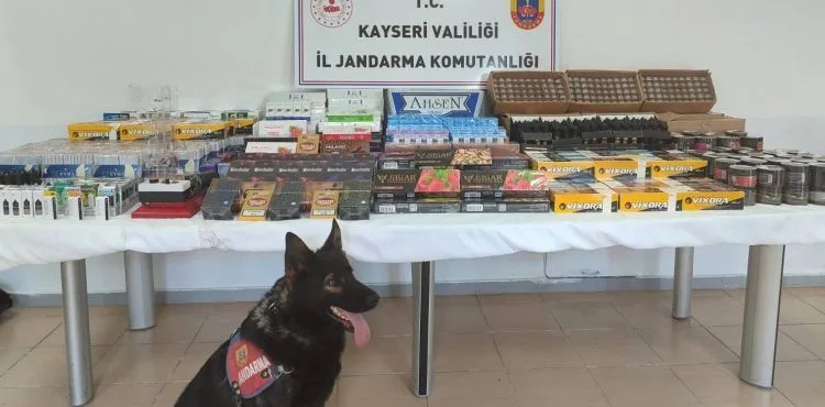 Elektronik sigara ticareti yapan şahıs operasyonla yakalandı