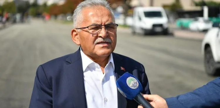 BAŞKAN BÜYÜKKILIÇ, 3 BİN 500 TON ASFALT SERİMİ YAPILAN TACETTİN VELİ BULVARI’NDAKİ ÇALIŞMALARI İNCELEDİ