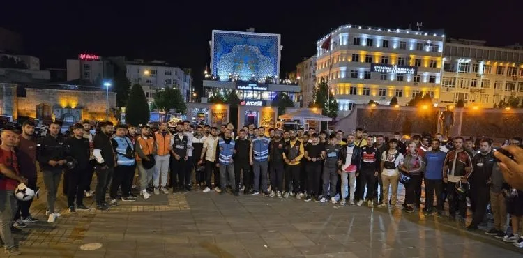 Ağır yaralanan kurye için Motosikletli Kuryeler Derneği farkındalık etkinliği düzenledi