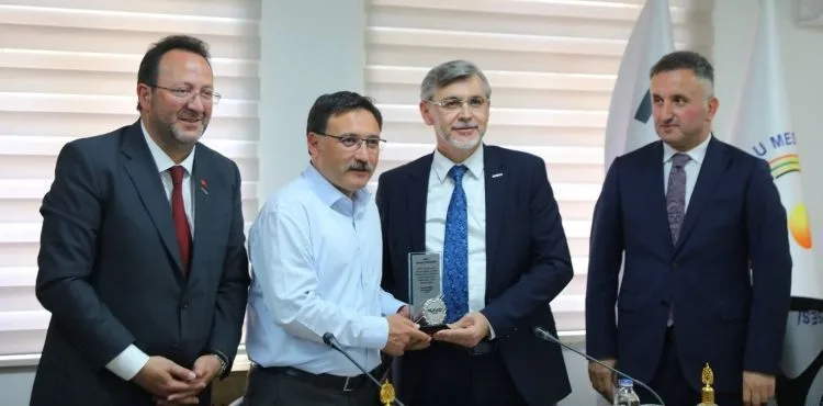 MÜSİAD, Arif Molu Meslek Lisesi’nin hamiliğini üstlendi