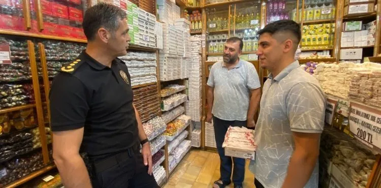 İl Emniyet Müdürü Aydın, esnaflarla bir araya geldi