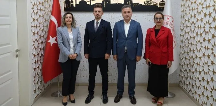 BÜYÜKŞEHİR'DEN İL MİLLİ EĞİTİM MÜDÜRLÜĞÜ'NE AKILLI ŞEHİR PROJELERİYLE İLGİLİ BİLGİLENDİRME
