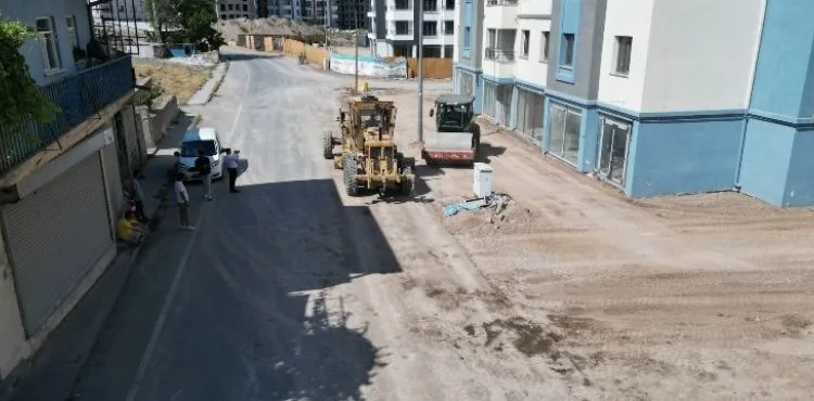 MELİKGAZİ BELEDİYESİ’NDEN BATTALGAZİ’DE GENİŞ ÇAPLI ÇEVRE DÜZENLEMESİ