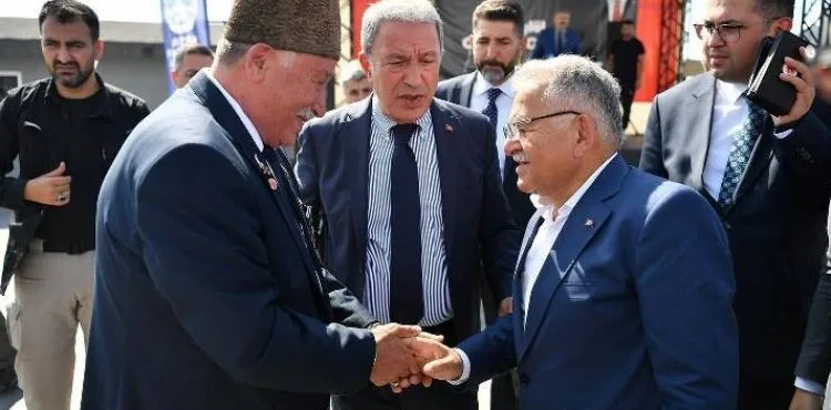BAŞKAN BÜYÜKKILIÇ, KAYSERİ VALİLİĞİ’NİN GAZİLER ONURUNA DÜZENLEDİĞİ YEMEĞE KATILDI