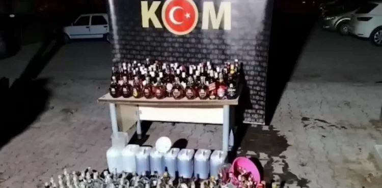 Polisten kaçak içki operasyonu: 8 gözaltı