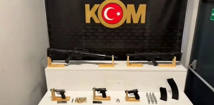 KOM şubeden operasyon: 6 tutuklama