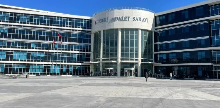 Uyuşturucu ticareti suçuyla yargılanan sanıklara toplamda 28 yıl 9 ay hapis