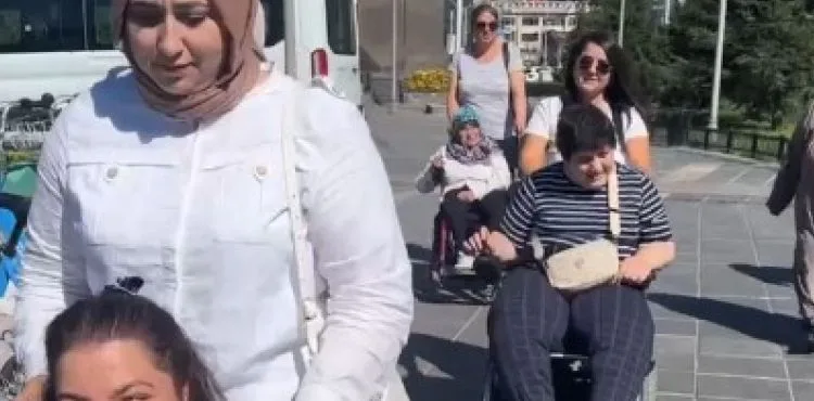 BÜYÜKŞEHİR, ÖZEL VATANDAŞLARA TRAMVAY HEYECANI YAŞATTI