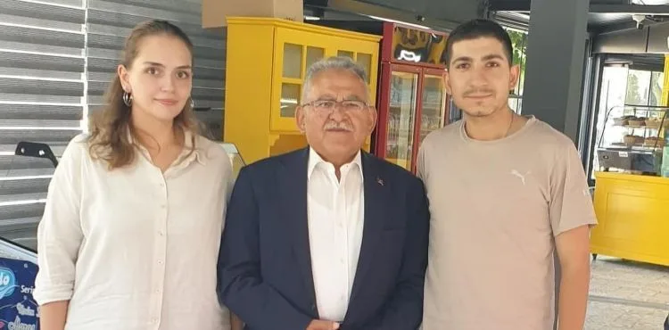 GLÜTENSİZ KAFE’NİN ANKARALI MİSAFİRLERİNDEN, BAŞKAN BÜYÜKKILIÇ’A TEŞEKKÜR