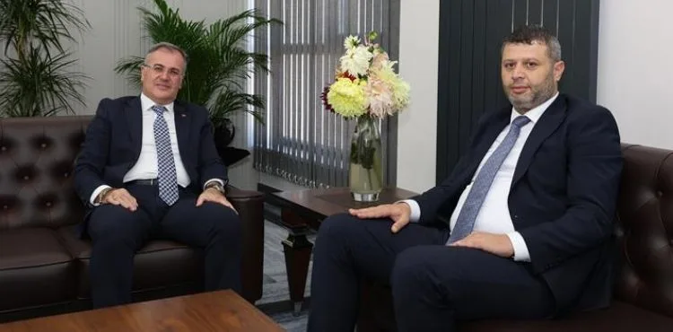 BAŞKAN MUTLU'NUN İLK ADRESİ BAŞKAN ÖZDOĞAN OLDU