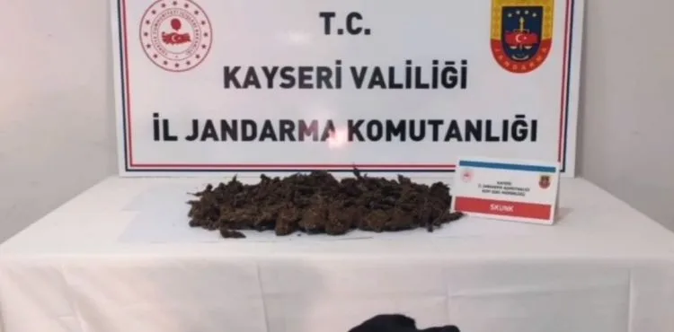 1 kilo 450 gram uyuşturucu madde ele geçirildi