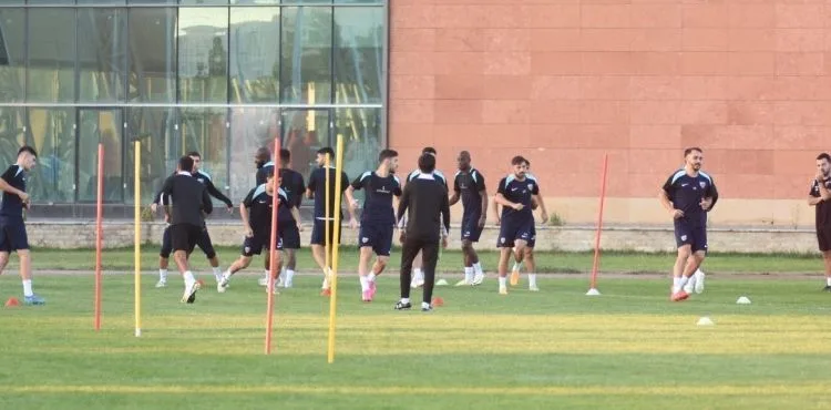 Kayserispor’da futbolculara verilen izin bitti
