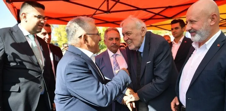 İlber Ortaylı’dan Kayseri’ye tarihi doku eleştirisi: