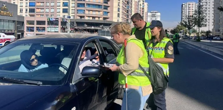 'Beyaz Bastonu Fark Et' Etkinliği ile Trafik Bilinci Artırıldı