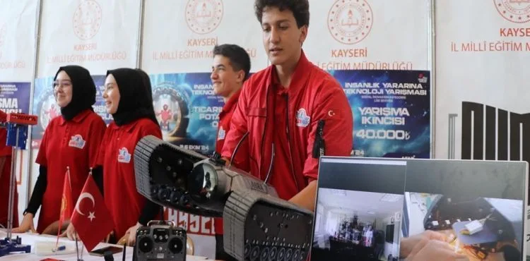 KAYSERİ Kara ve suda gidebilen amfibik araçla TEKNOFEST'te 2'nci oldular