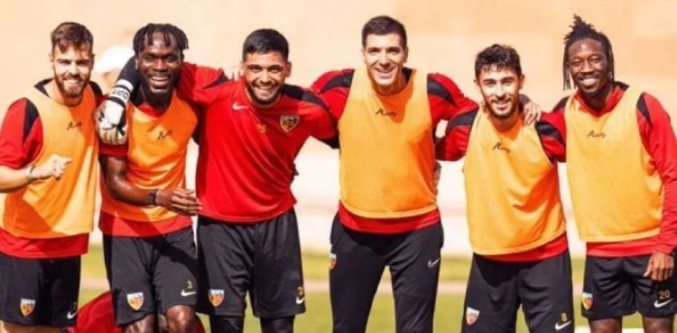 Kayserispor çalışmalarını aralıksız sürdürüyor