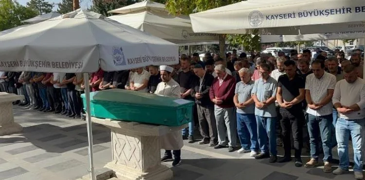 KAYSERİ' de bıçaklı kavga: 1 ölü, 1 yaralı