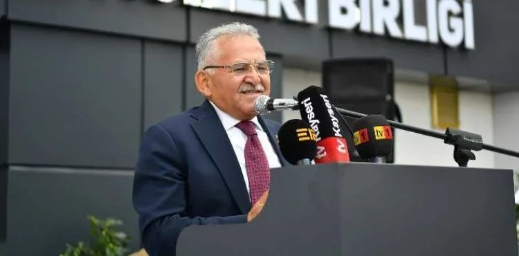 BAŞKAN BÜYÜKKILIÇ: “BU ŞEHRİN ÜRETENLERİNİ SIRTIMIZDA TAŞIMAYI GÖREV BİLİYORUZ”