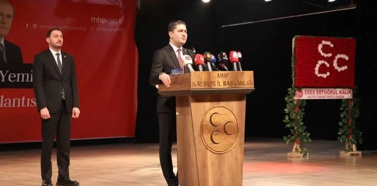 MHP KAYSERİ’DE “ÜLKEYE SEVDA ÜLKÜYE YEMİN” YÖNETİM TANITIM TOPLANTISI GERÇEKLEŞTİRİLDİ