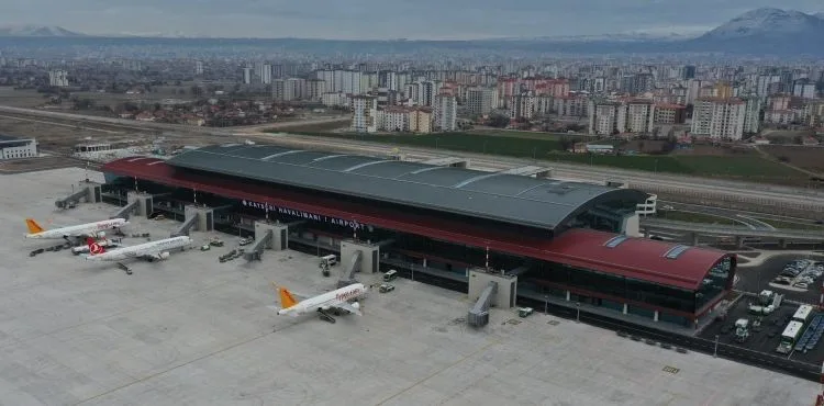 Kayseri Havalimanı 9 ayda 2 milyona yakın yolcu taşıdı
