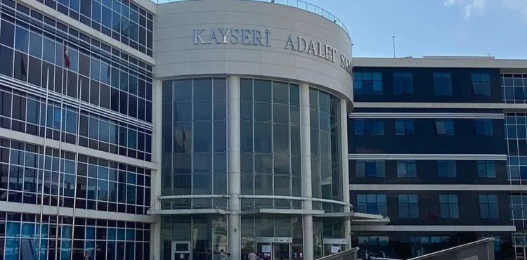 Yağma ve yaralama suçundan yargılanan sanıklar suçlamayı reddetti