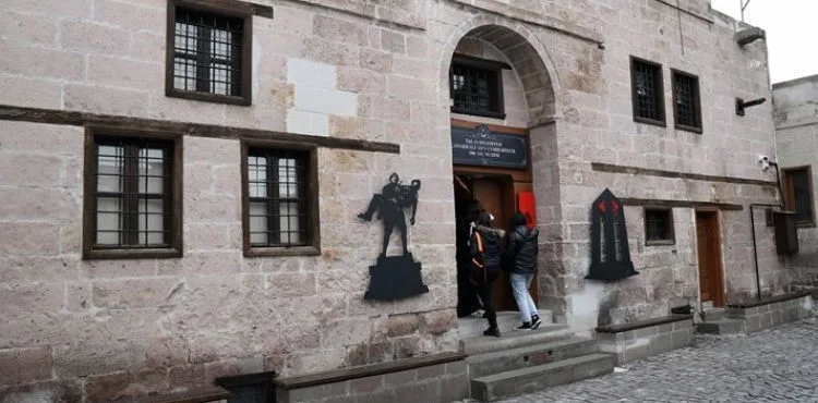 ÇANAKKALE MÜZESİ CUMHURİYET BAYRAMI’NDA AÇIK