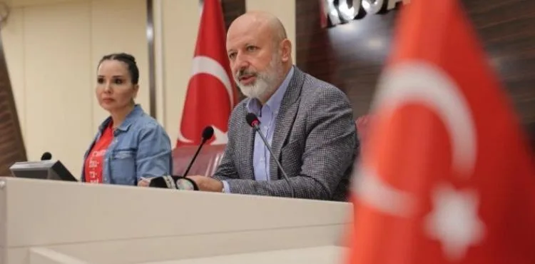 BAŞKAN ÇOLAKBAYRAKDAR, “SON 5 YILDA BORÇLANMADAN, BÜYÜK YATIRIMLARLA KOCASİNAN’IN GELECEĞİNİ İNŞA EDİYORUZ”