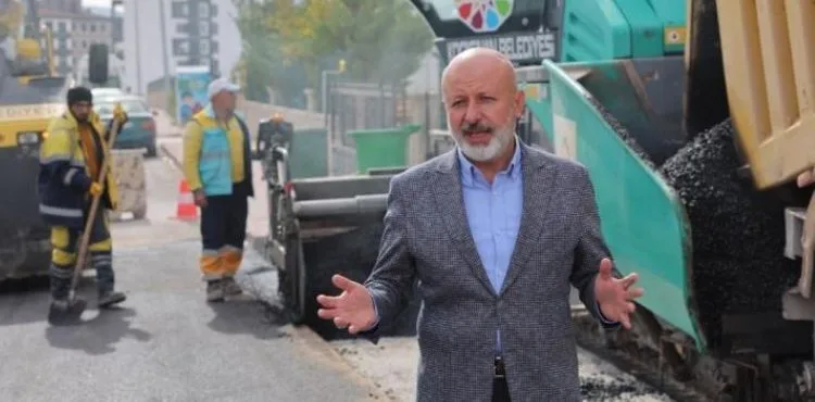 BAŞKAN ÇOLAKBAYRAKDAR, “ŞEHRİMİZİN ULAŞIM KONFORU İÇİN DURMAKSIZIN ÇALIŞIYORUZ”