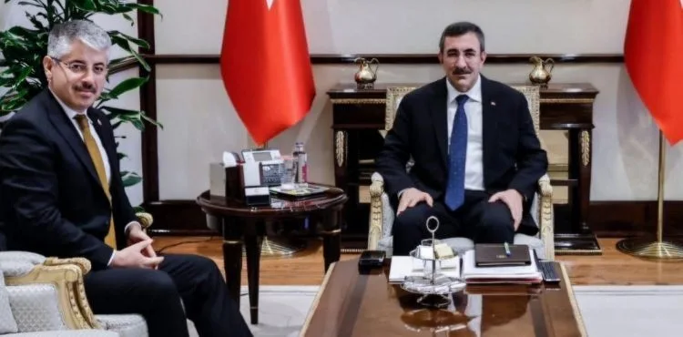 Milletvekili Çopuroğlu, Cumhurbaşkanı Yardımcısı Yılmaz ile kıdem tazminat fonu üzerine görüştü
