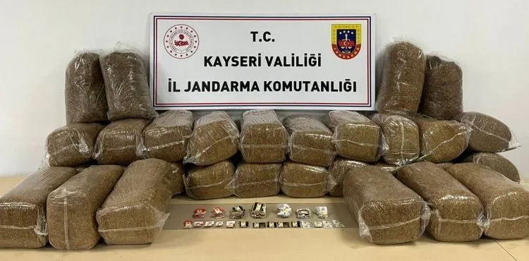 183 kilogram faturasız ve bandrolsüz kıyılmış tütün ele geçirildi