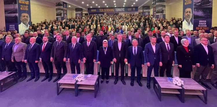 AK Parti Kayseri Milletvekili Şaban Çopuroğlu, Kocasinan İlçe Kongresi’ne Katıldı
