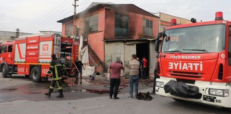KAYSERİ Sünger atölyesinde çıkan yangın, 1 saatte söndürüldü