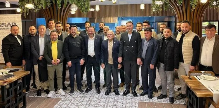BAŞKAN BÜYÜKKILIÇ, İŞ İNSANLARI İLE BİR ARAYA GELDİ