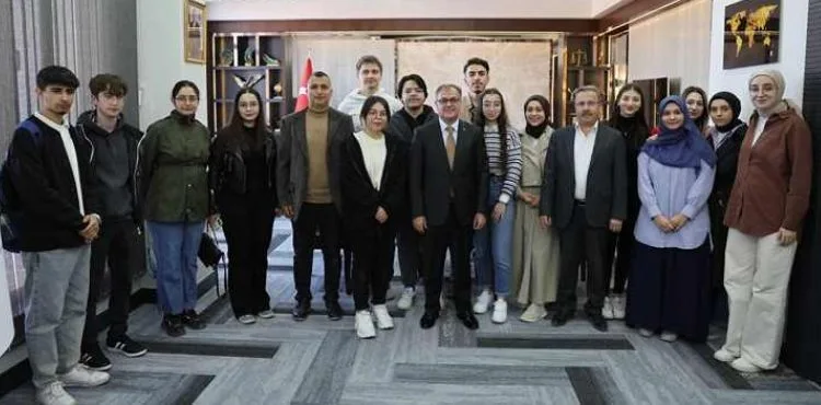 GENÇLERİN BAŞKANI BİLAL ÖZDOĞAN
