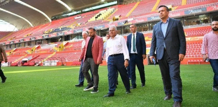 BAŞKAN BÜYÜKKILIÇ: “KAYSERİ, MİLLİLERİMİZİ HEYECANLA BEKLİYOR”