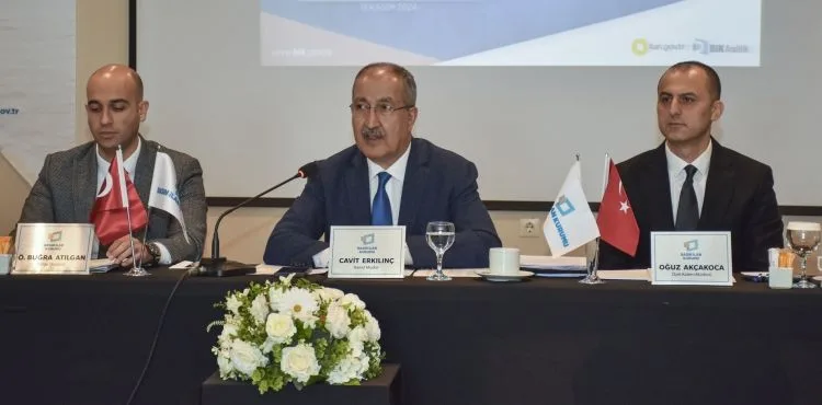 Erkılınç: Şablon gazetecilik yapılırsa şablon ilanlar gelir!