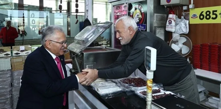 OTOGAR ESNAFINDAN BAŞKAN BÜYÜKKILIÇ’A “HİZMET” TEŞEKKÜRÜ