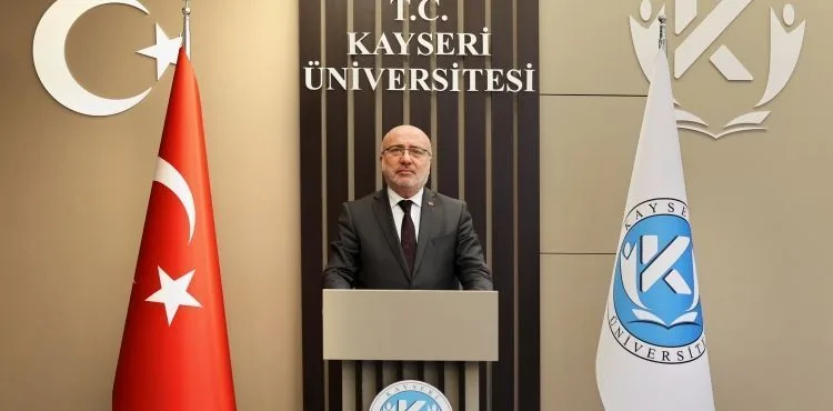 Rektör Karamustafa'dan "24 Kasım Öğretmenler Günü” Mesajı
