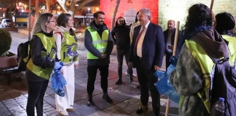 MELİKGAZİ BELEDİYESİ VE ERCİYES ÜNİVERSİTESİ’NDEN TEMİZ ÇEVRE FARKINDALIK ETKİNLİĞİ